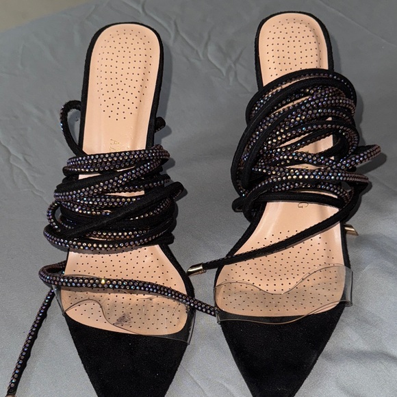 Azalea Wang Black Tie Up Heels - Picture 4 of 4